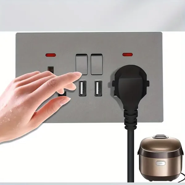 1pc UK Standard 2 Open 13A Switch Socket with Dual USB Ports